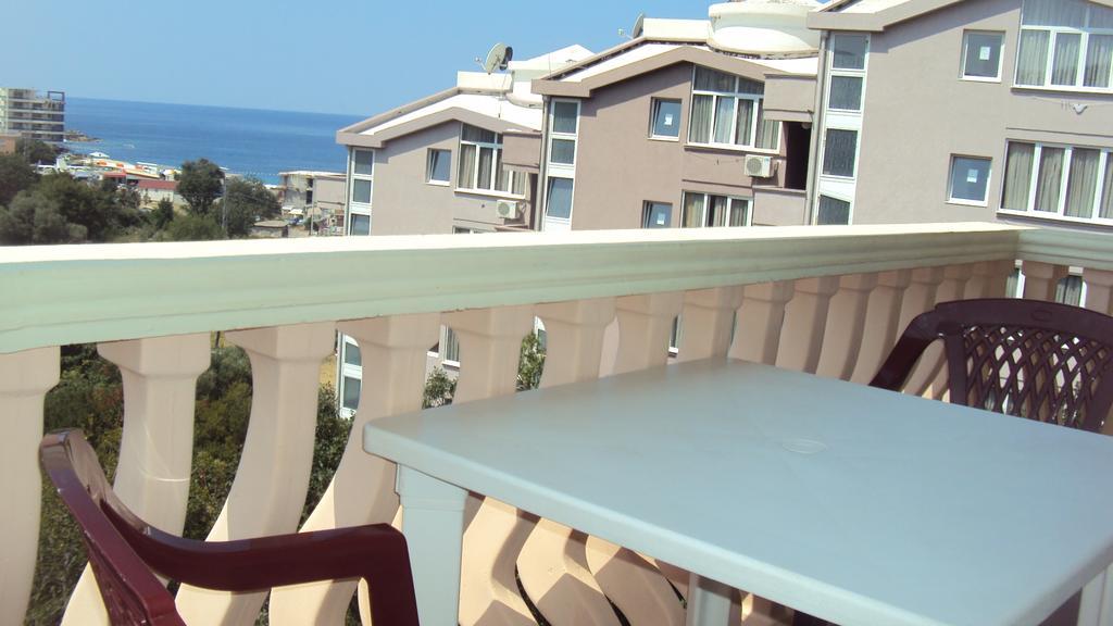 Planet Rooms Dobra Voda Exterior photo
